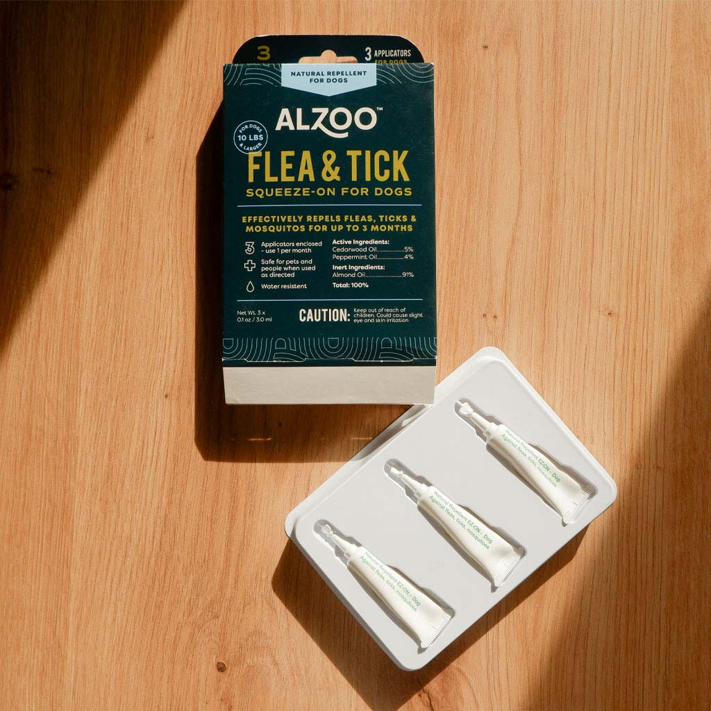 plant-based flea & tick squeeze-on dog